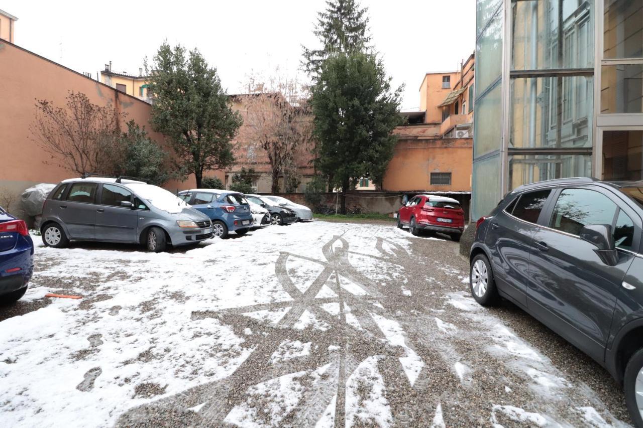 Sun Bologna Appartement Buitenkant foto